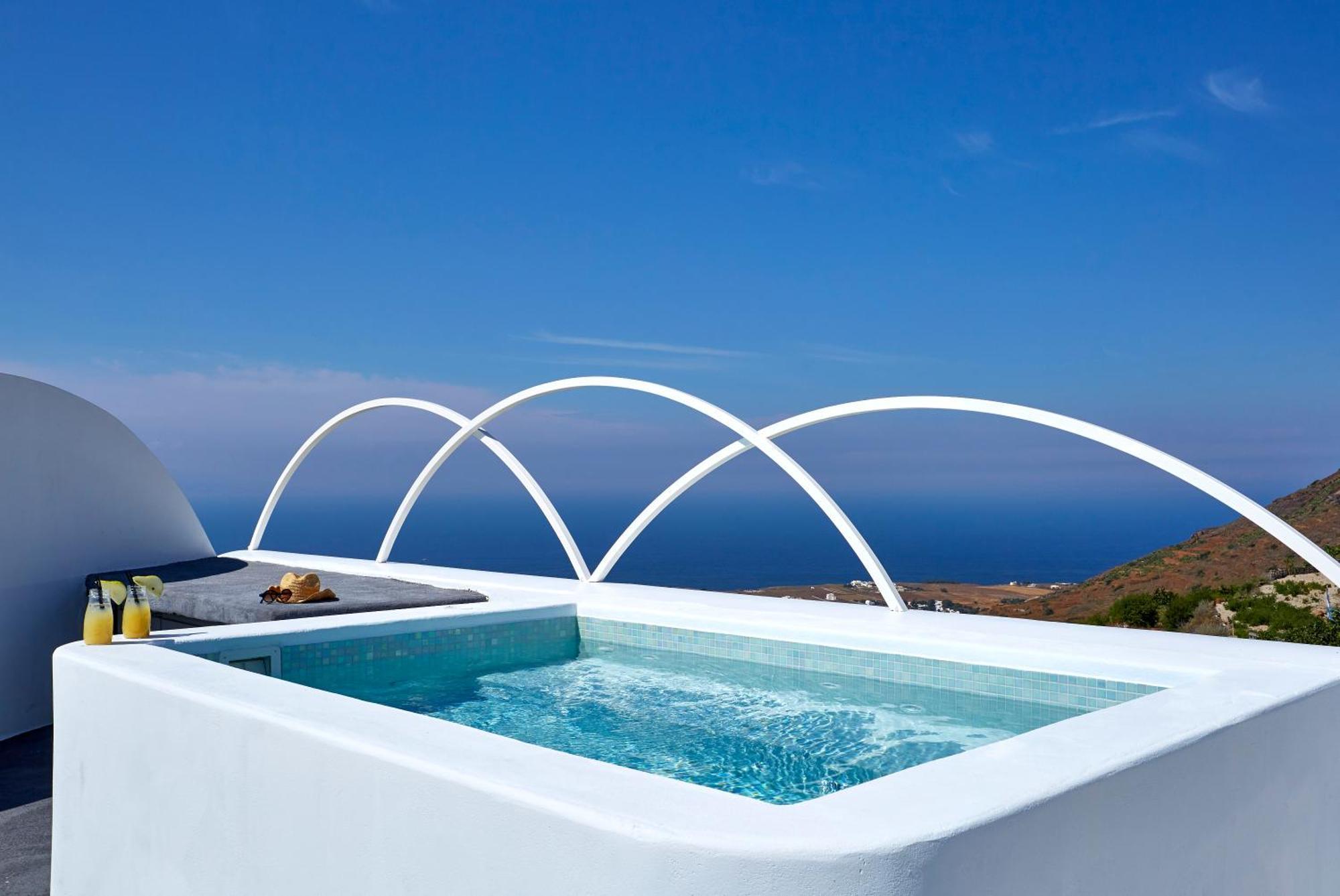 Aperanto Suites Oia  Exterior photo